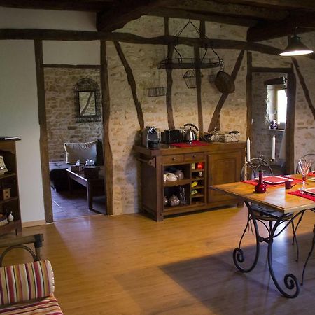 Les Chambres d'Hôtes du Rouyre Réalmont Extérieur photo