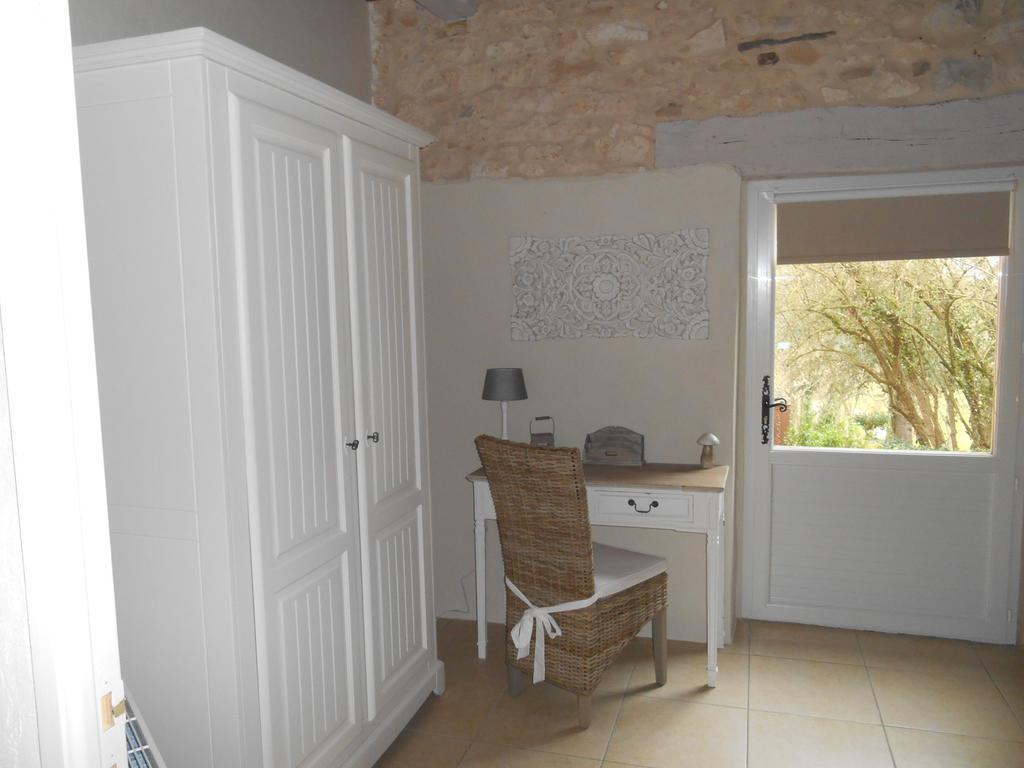 Les Chambres d'Hôtes du Rouyre Réalmont Extérieur photo