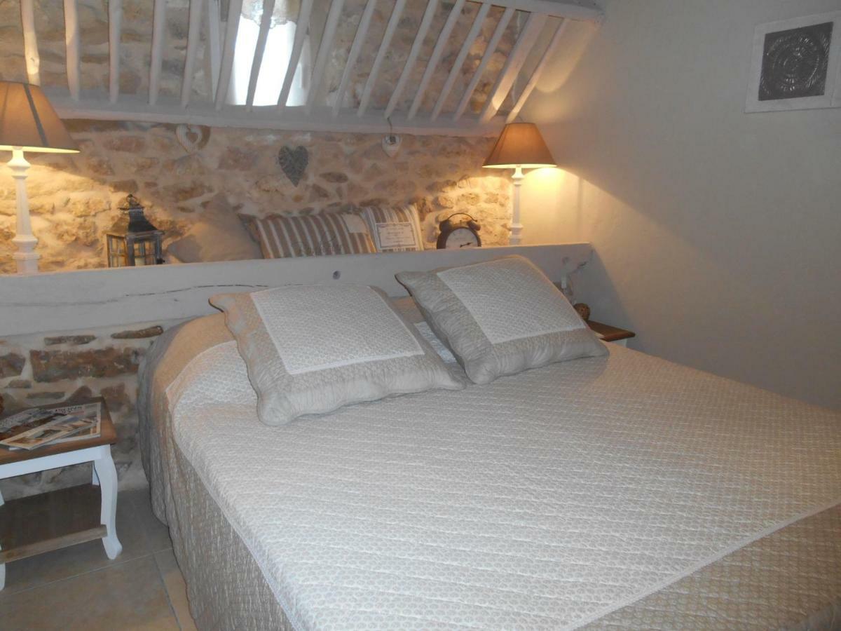 Les Chambres d'Hôtes du Rouyre Réalmont Extérieur photo